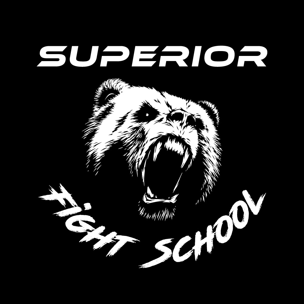 Superior Fight School, Logo-Design